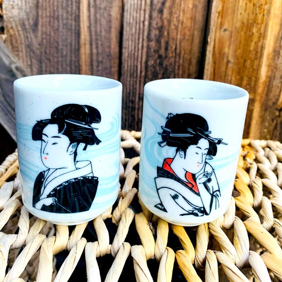Japanese Saki or Tea Cups Set Of Two - Picture 2 of 3